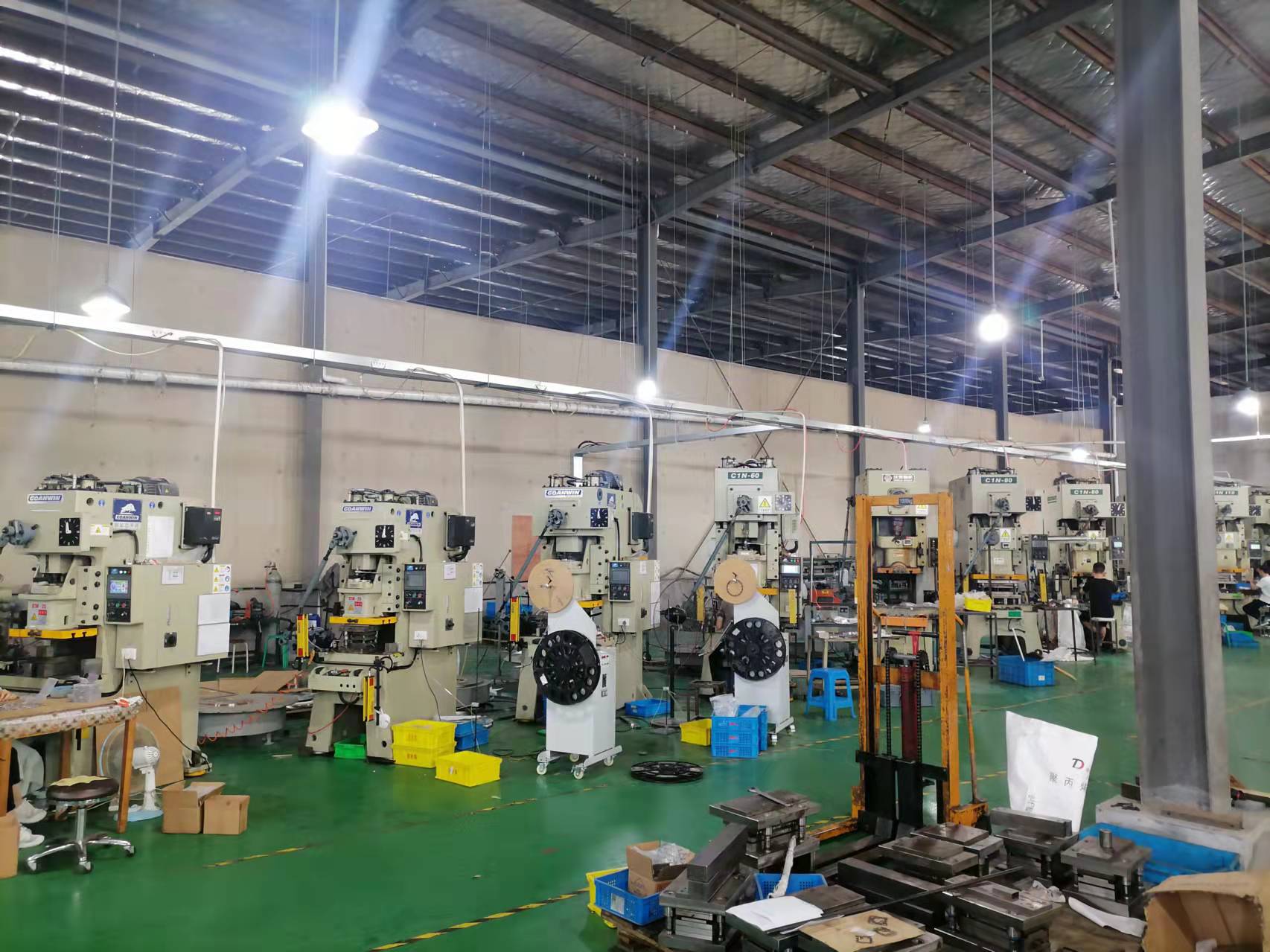 廠(chǎng)房一角